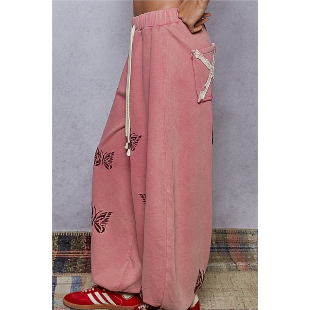 POL Butterfly Embroidered Pink Jogger Pants / Vintage Wash - Picture 4 of 4